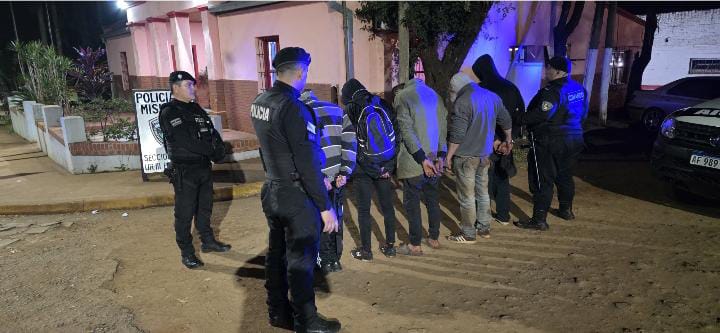 Eldorado: detuvieron a ocho integrantes de una banda acusada de robos y cobro de peajes ilegales - Imagen principal